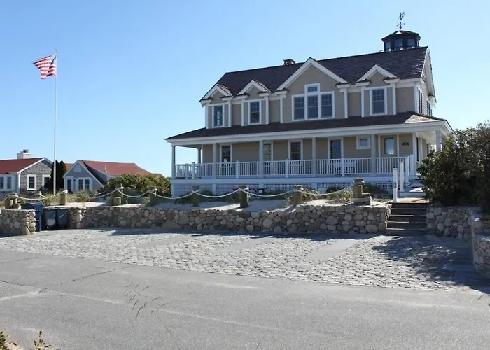 West Yarmouth - Luxury Oceanfront Vacation Home
